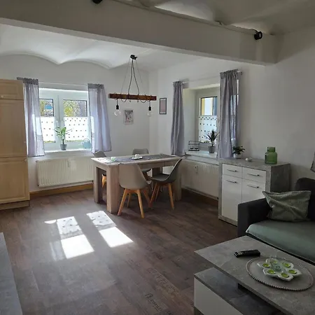 In Hilmersdorf Lejlighed *